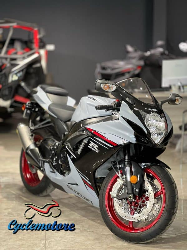SUZUKI - GSX-R600